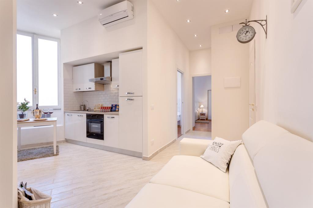 Townhouse By The Spanish Steps Rome Ruang foto