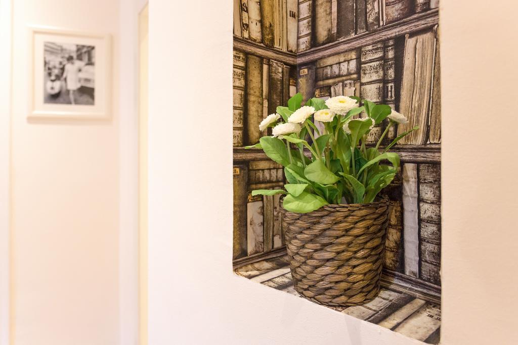Townhouse By The Spanish Steps Rome Ruang foto