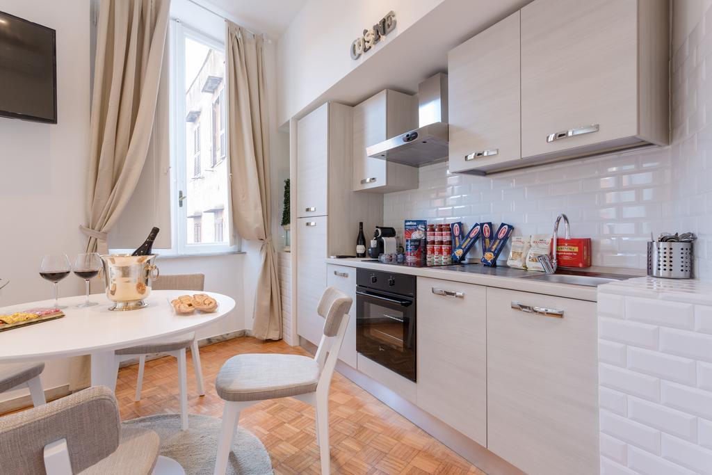 Townhouse By The Spanish Steps Rome Ruang foto