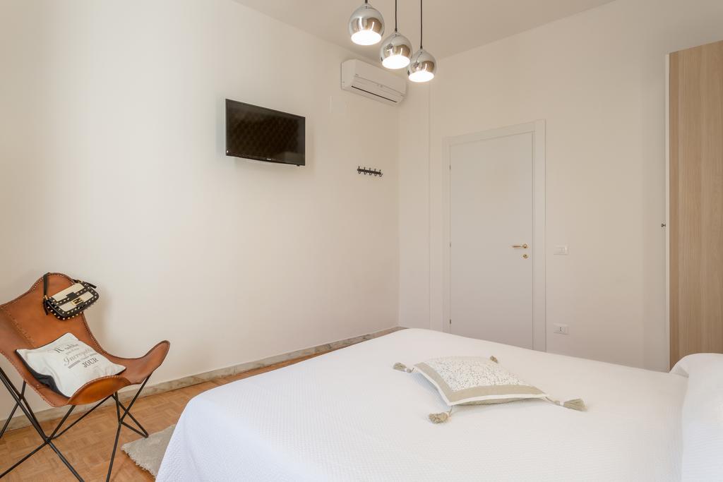 Townhouse By The Spanish Steps Rome Ruang foto